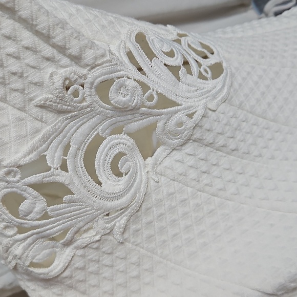 Marilyn Monroe - Elegant White Sleeveless Dress - Size Medium - Picture 4 of 6